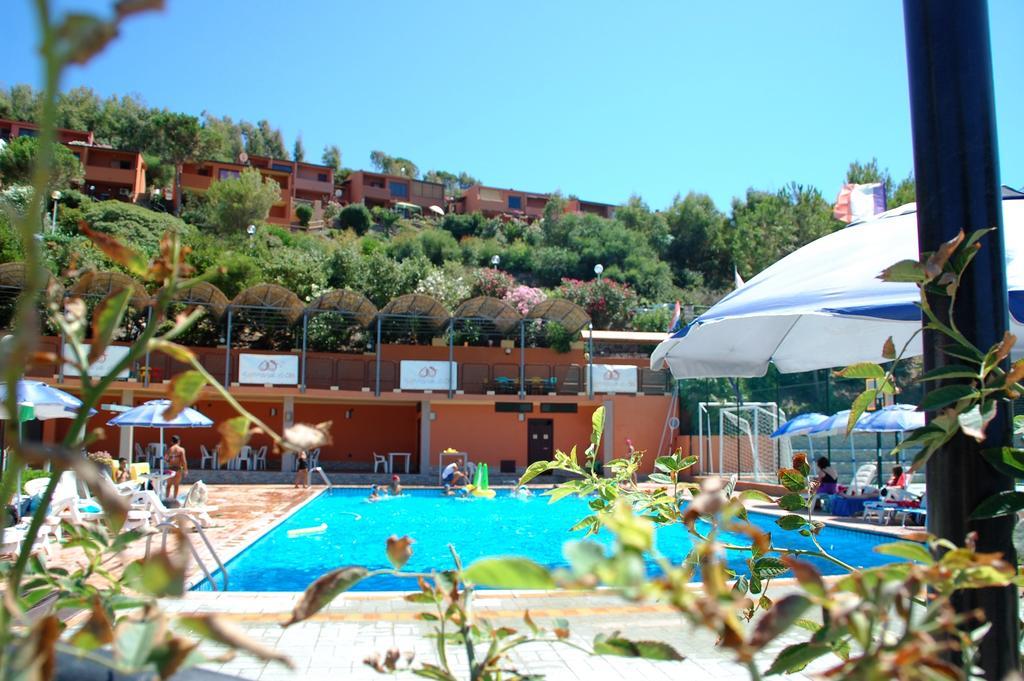 Turas Club Case Vacanze Bosa Exterior foto